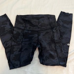 Lululemon size 4 leggings
